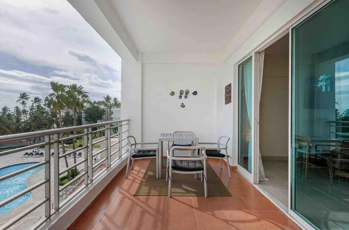 Escape Beachfront Condo At Costa Del Sol In Juan Dolio Apartamento