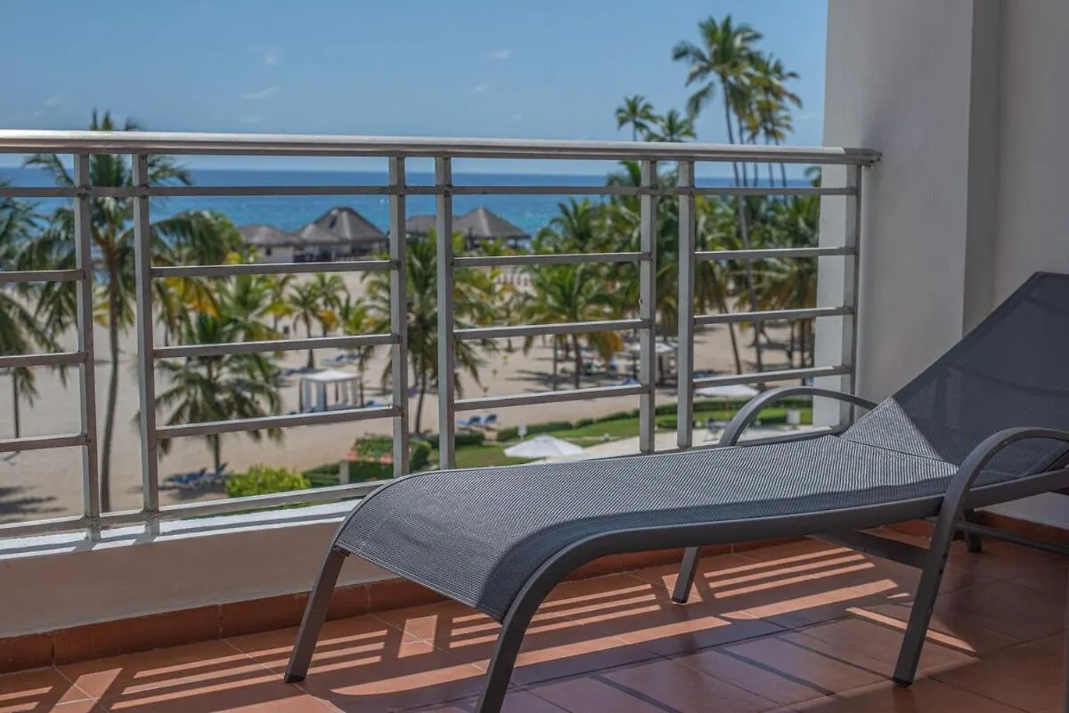 Escape Beachfront Condo At Costa Del Sol In Juan Dolio Appartamento